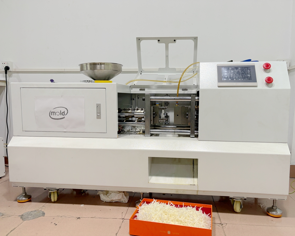 Electric Injection Molding Machine