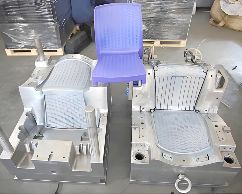 stool plastic mould